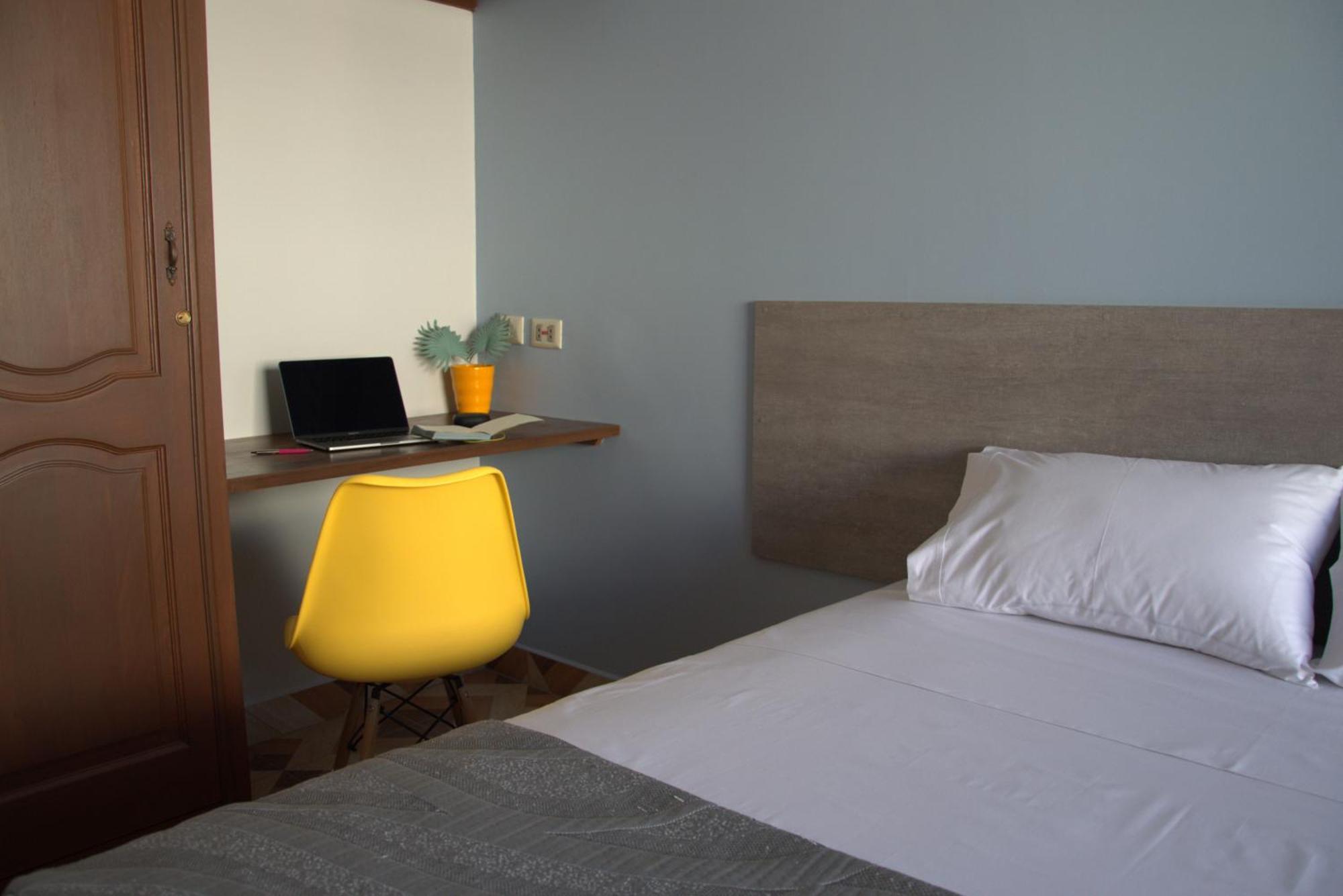 Izza Hotel Cochabamba Exterior photo