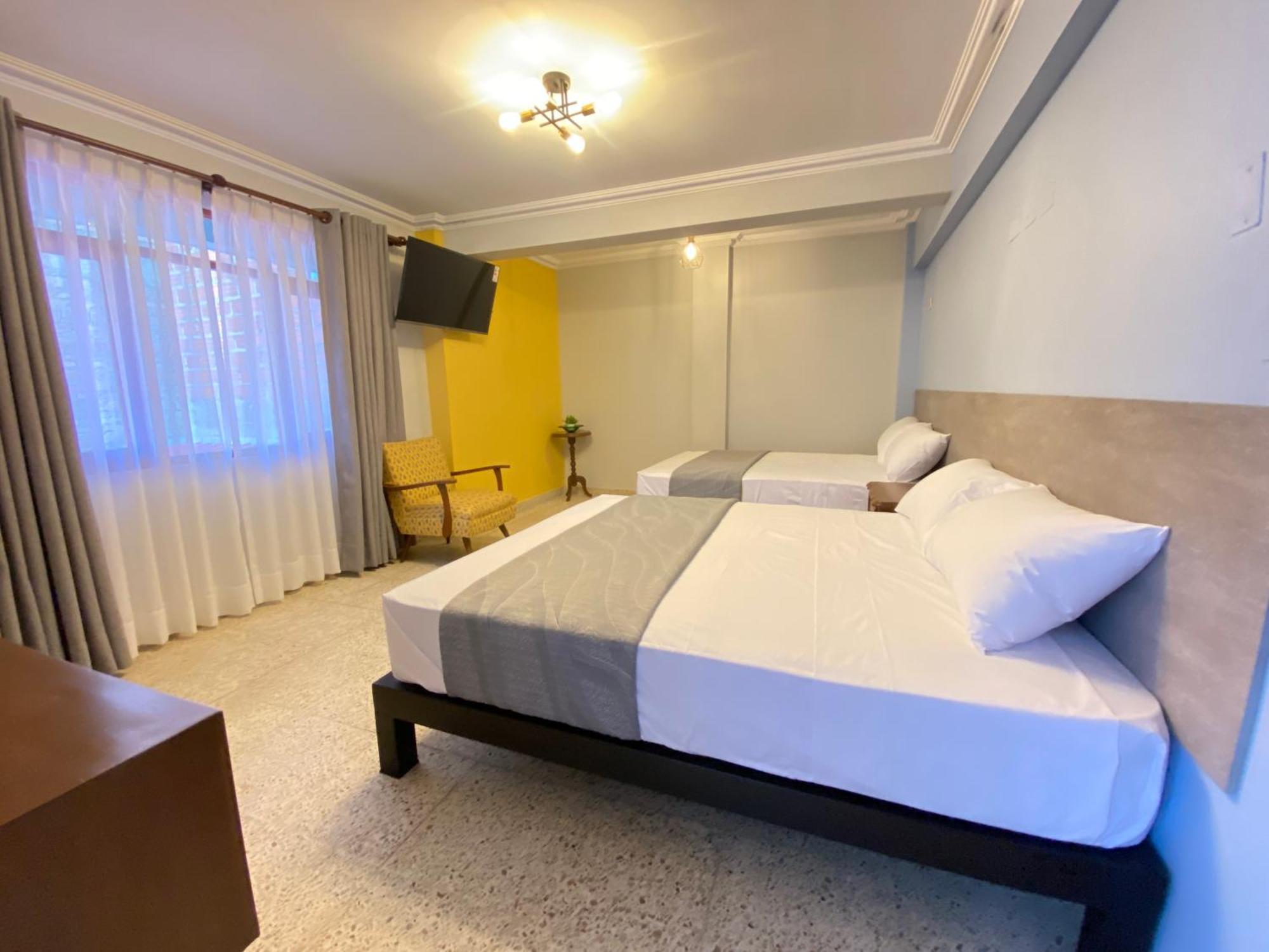 Izza Hotel Cochabamba Exterior photo